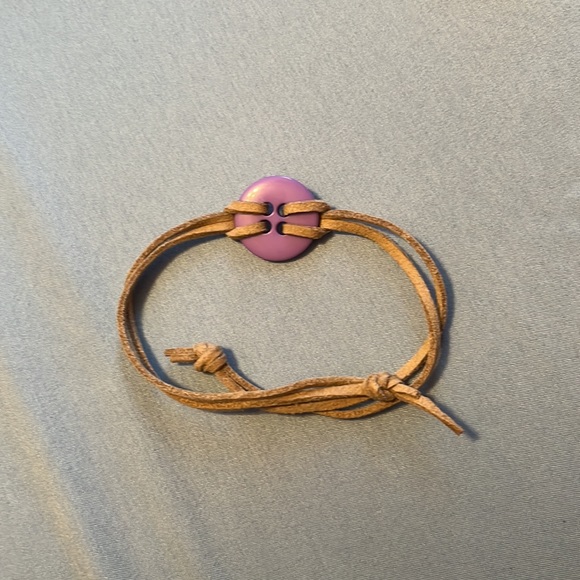 Homemade Button Bracelets - Picture 4 of 5